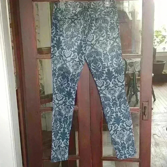 Sacred Virtue Jeggings - Picture 6 of 10